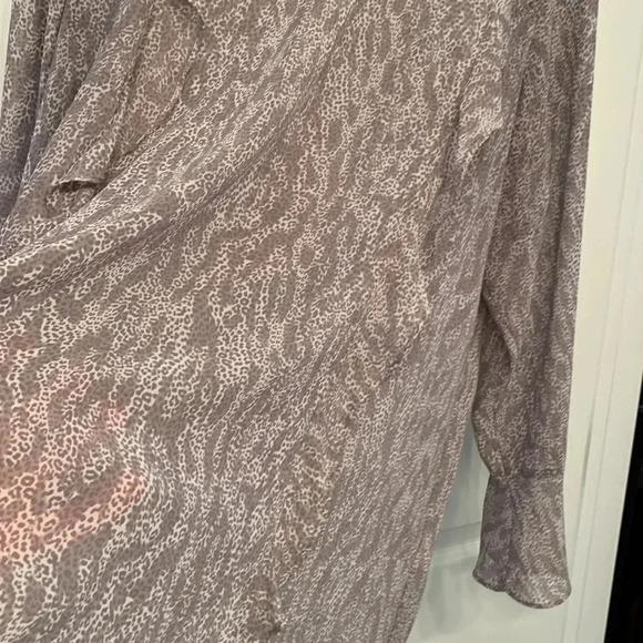 Pennington  Grey/White Tunic 1X - Picture 4 of 9